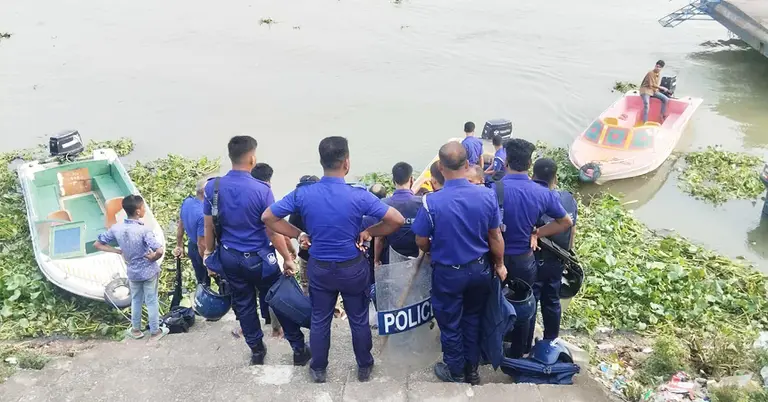 পুলিশ সদস্যদের অবস্থান